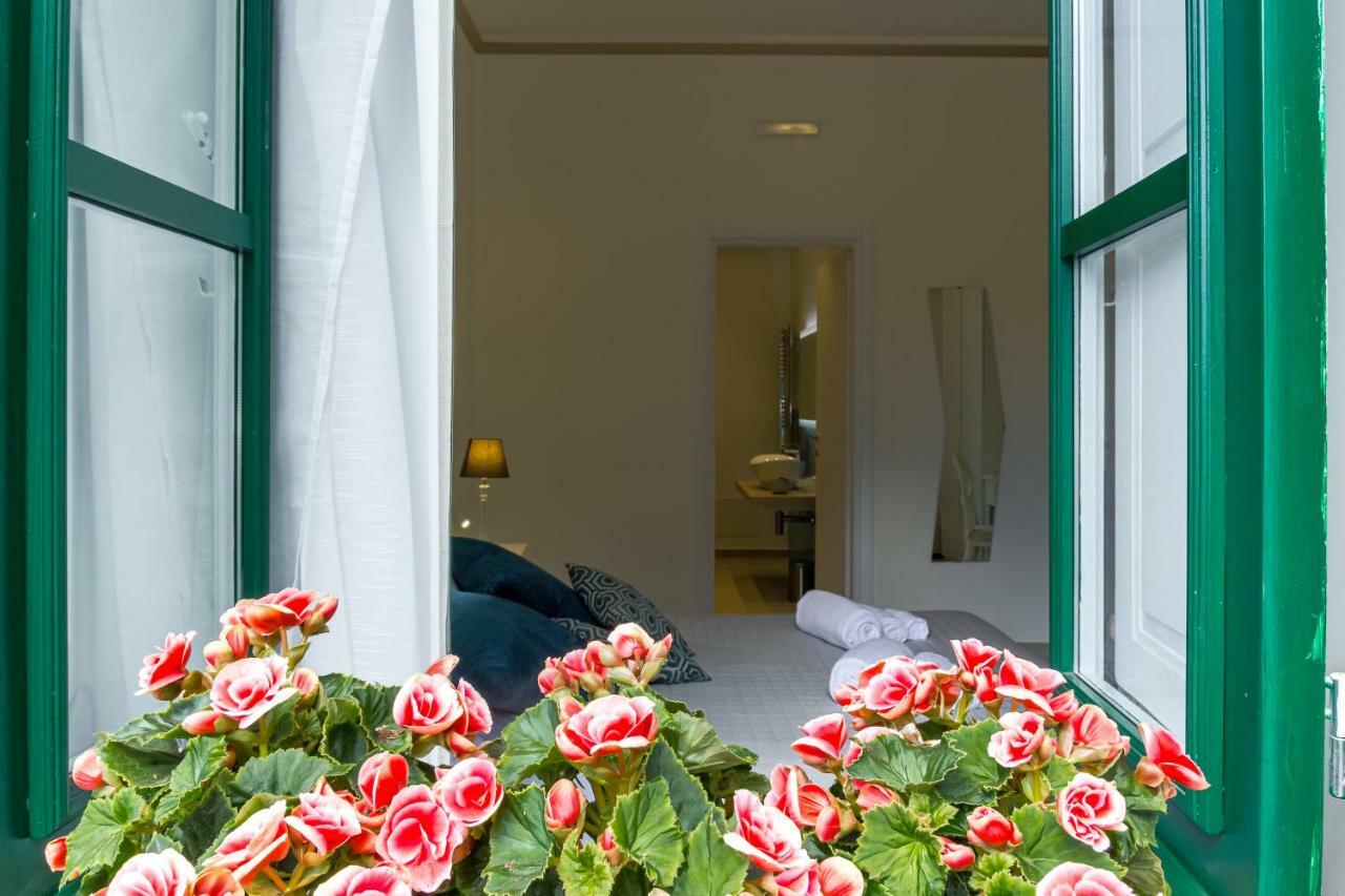 Guest Home Rose Giardini Naxos Esterno foto